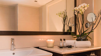 Hotel Des Gouverneurs 4*
